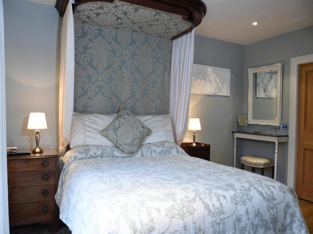 Manor Farm Egerton Bed & Breakfast Malpas  Rom bilde